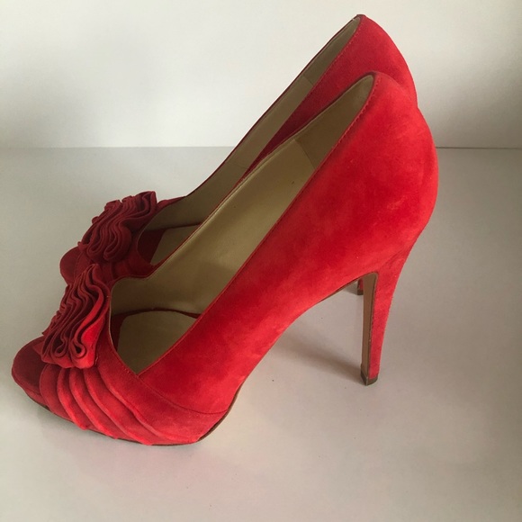 Brian Atwood Red Suede shoe - Picture 2 of 3